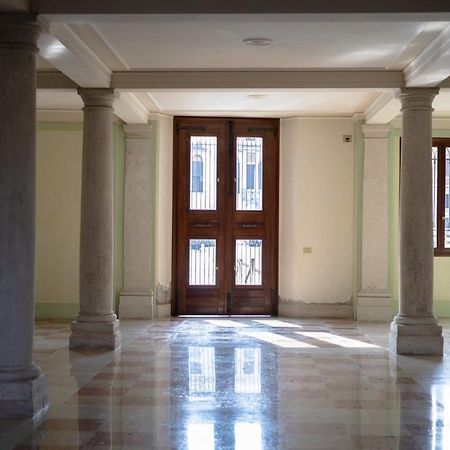 Terrazza Momon Apartment เวนิส ภายนอก รูปภาพ